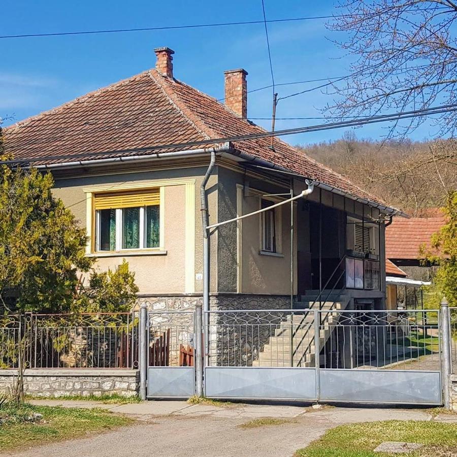 Garan Guesthouse Jósvafő Eksteriør billede